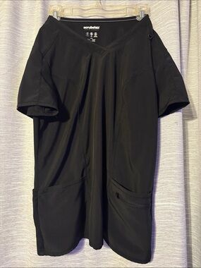 Scrubstar Black scrubs set